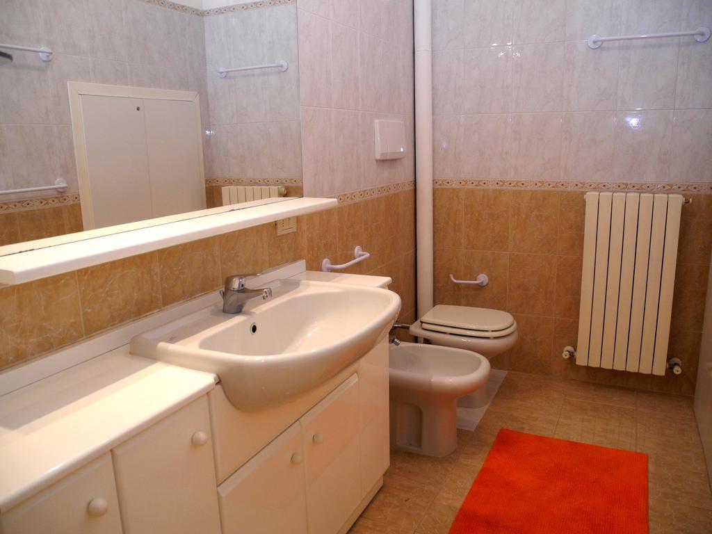 Apartmán Collemare Pesaro Pokoj fotografie