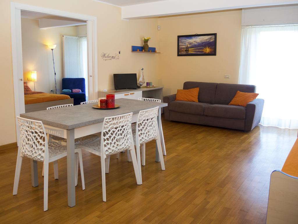 Apartmán Collemare Pesaro Exteriér fotografie